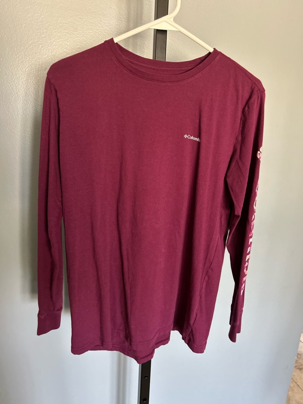 Columbia Women’s Long Sleeve Tee - Maroon